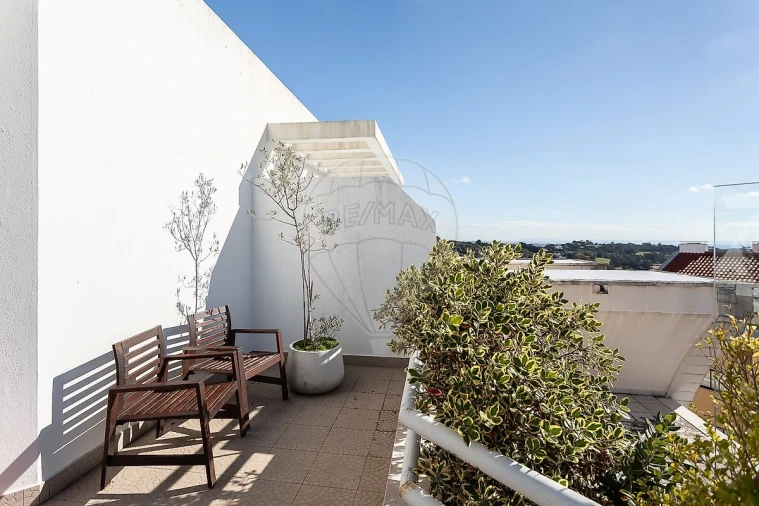 Apartamento T1 para Venda em Alcabideche Foto 25