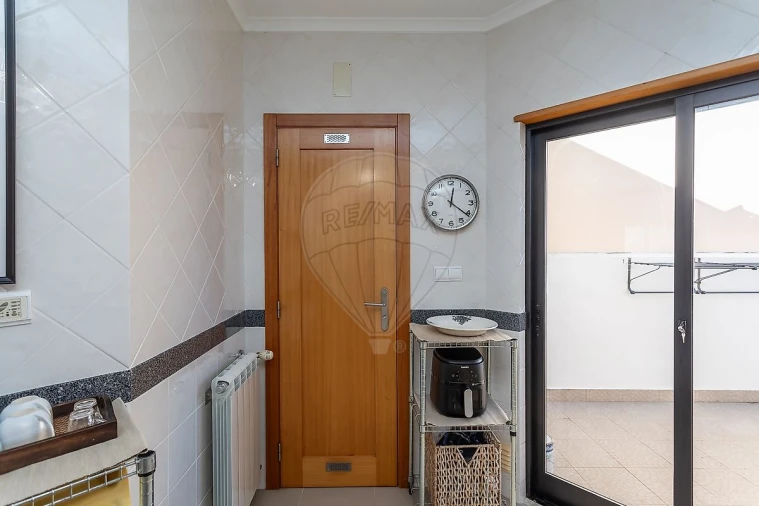 Apartamento T1 para Venda em Alcabideche Foto 22