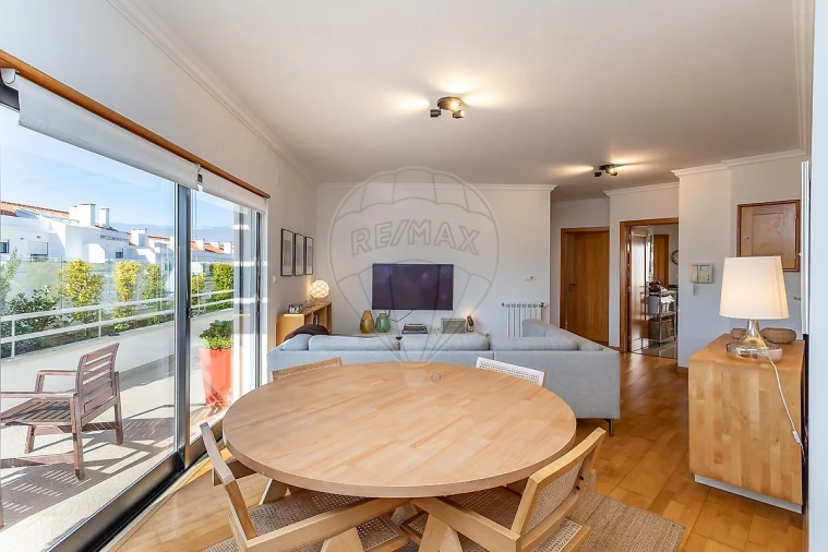 Apartamento T1 para Venda em Alcabideche Foto 8