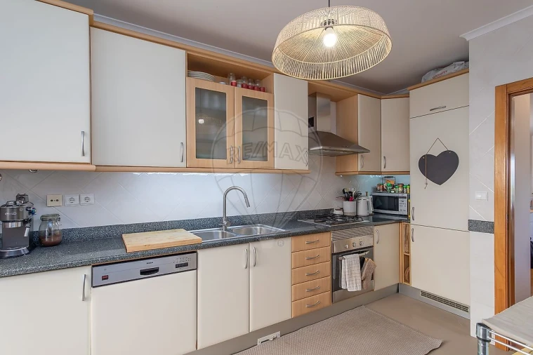 Apartamento T1 para Venda em Alcabideche Foto 20