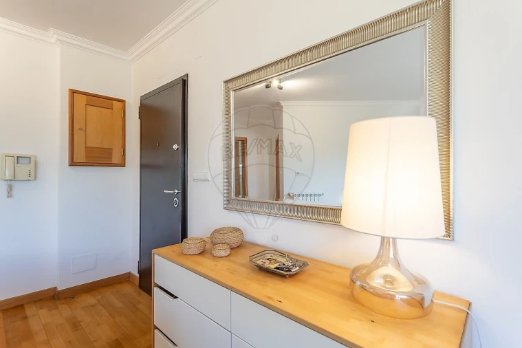 Apartamento T1 para Venda em Alcabideche Foto 6