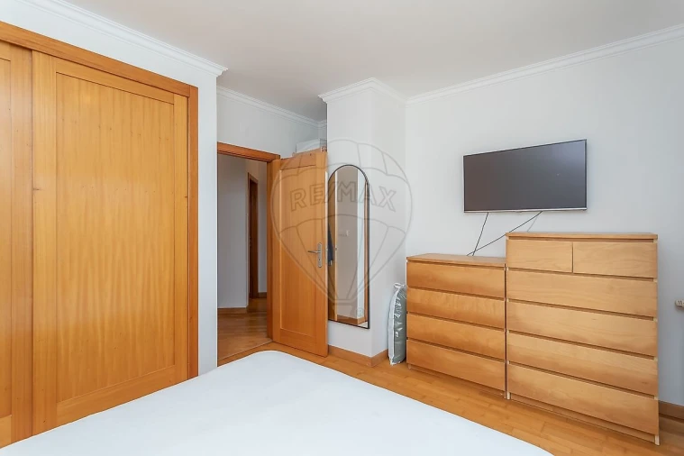 Apartamento T1 para Venda em Alcabideche Foto 14