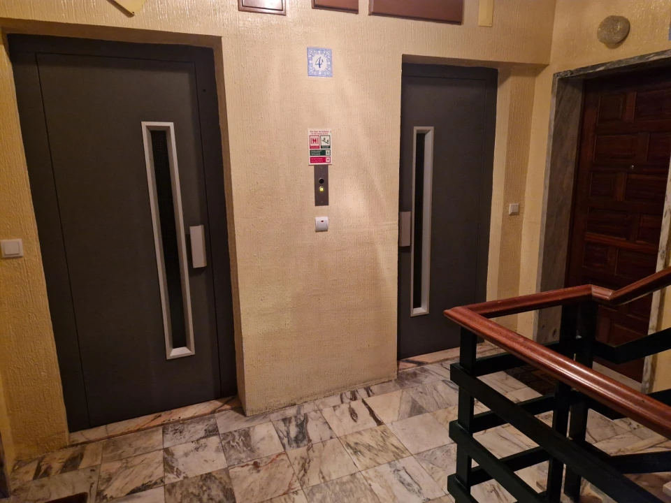 Apartamento T2 para Venda em Massamá e Monte Abraão Foto 10