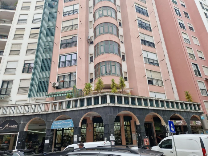 Apartamento T2 para Venda em Massamá e Monte Abraão Foto 6