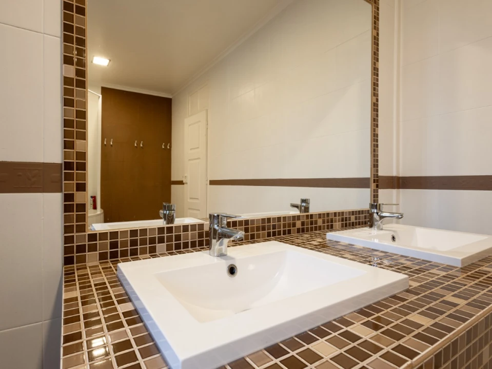 Moradia T4 para Venda em Buarcos Foto 5