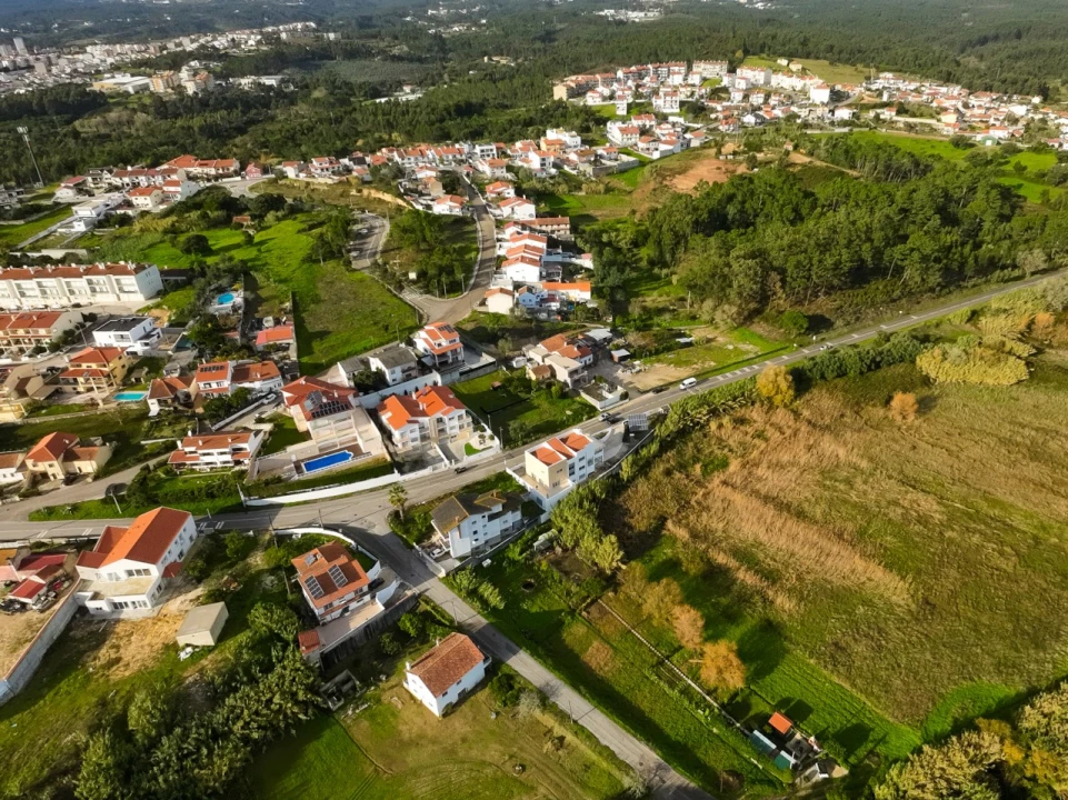 Terreno para Venda em Tavarede Foto 4
