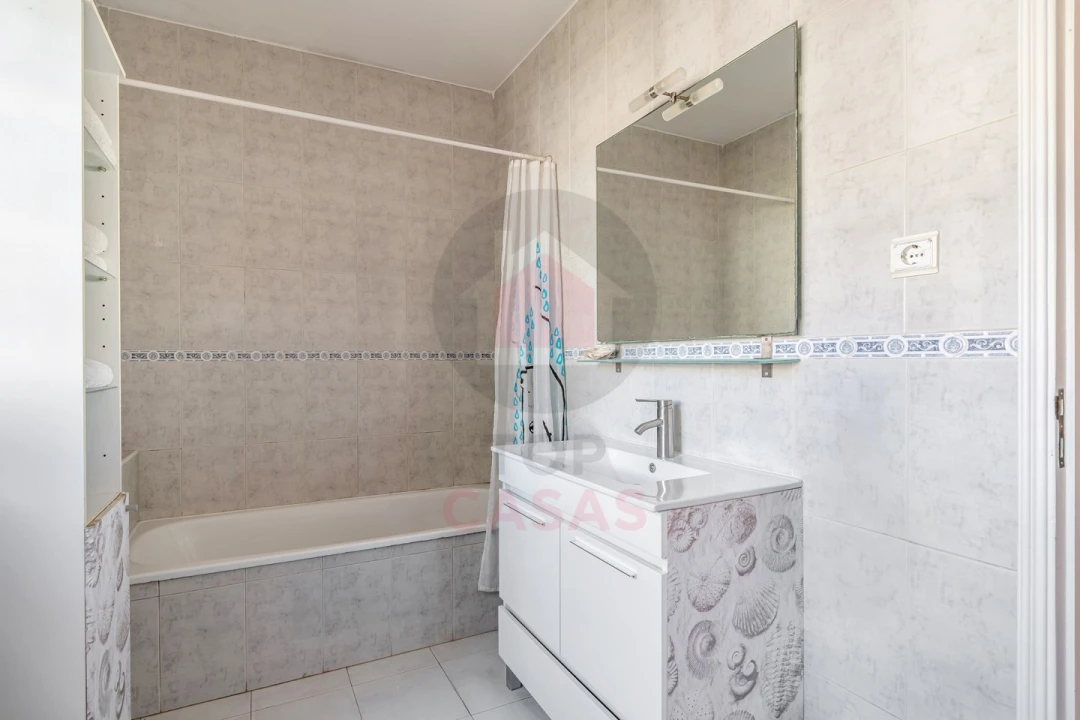 Moradia T3 para Venda em Foz do Arelho Foto 19