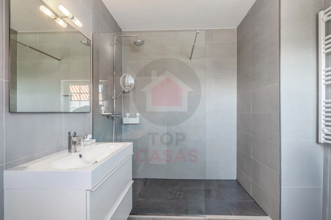 Moradia T3 para Venda em Foz do Arelho Foto 24