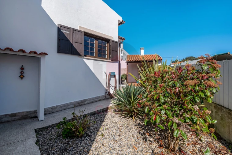 Moradia T3 para Venda em Foz do Arelho Foto 6