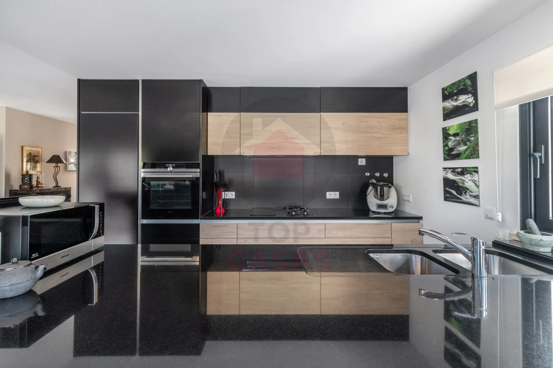 Moradia T4 para Venda em Nadadouro Foto 13