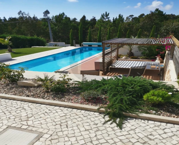 Moradia T4 para Venda em Nadadouro Foto 6