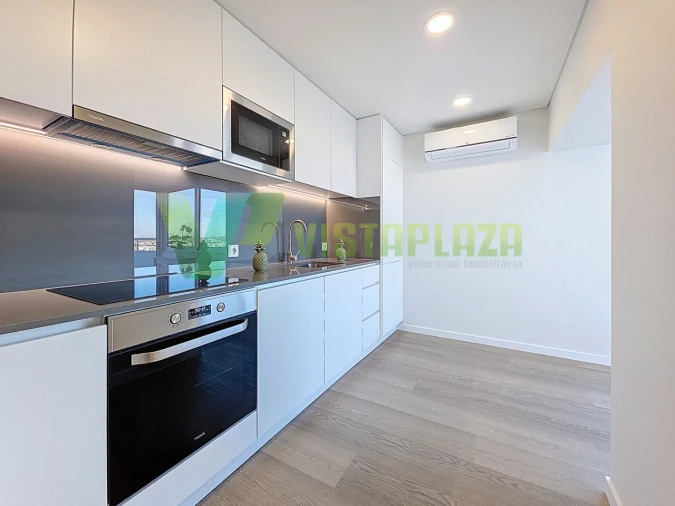 Apartamento T2 para Venda em Portimão Foto 6