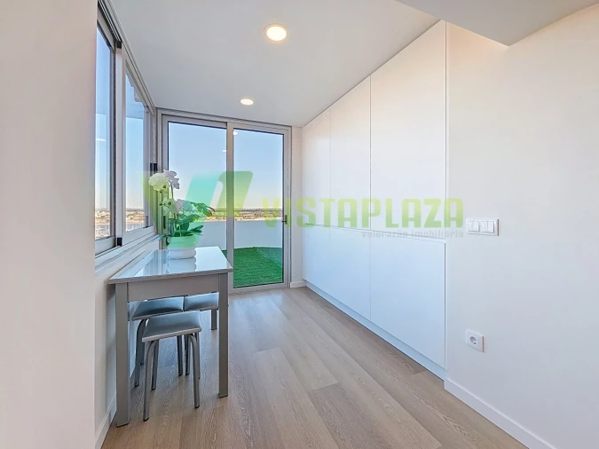 Apartamento T2 para Venda em Portimão Foto 8