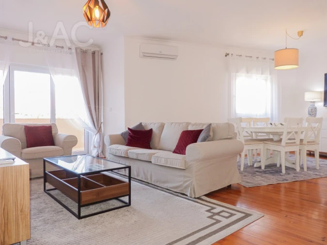 Apartamento T2 para Venda em Cascais e Estoril Foto 2