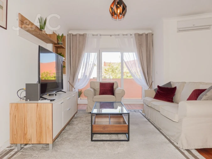 Apartamento T2 para Venda em Cascais e Estoril Foto 3