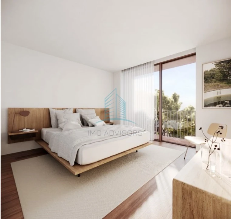 Moradia T4 para Venda em Madalena Foto 3