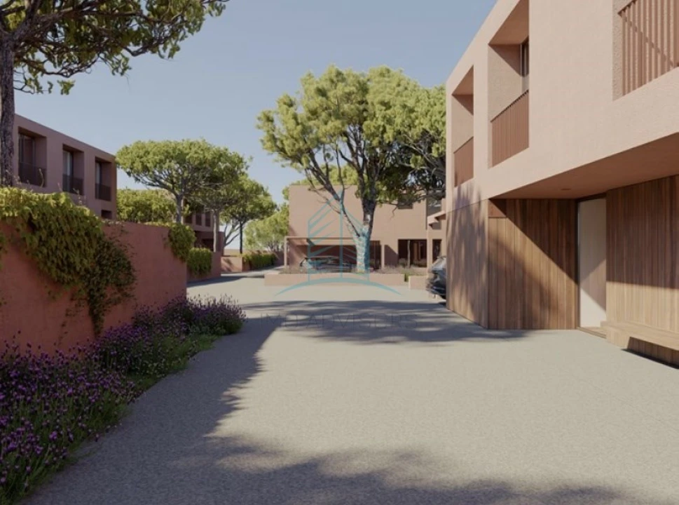 Moradia T4 para Venda em Madalena Foto 7