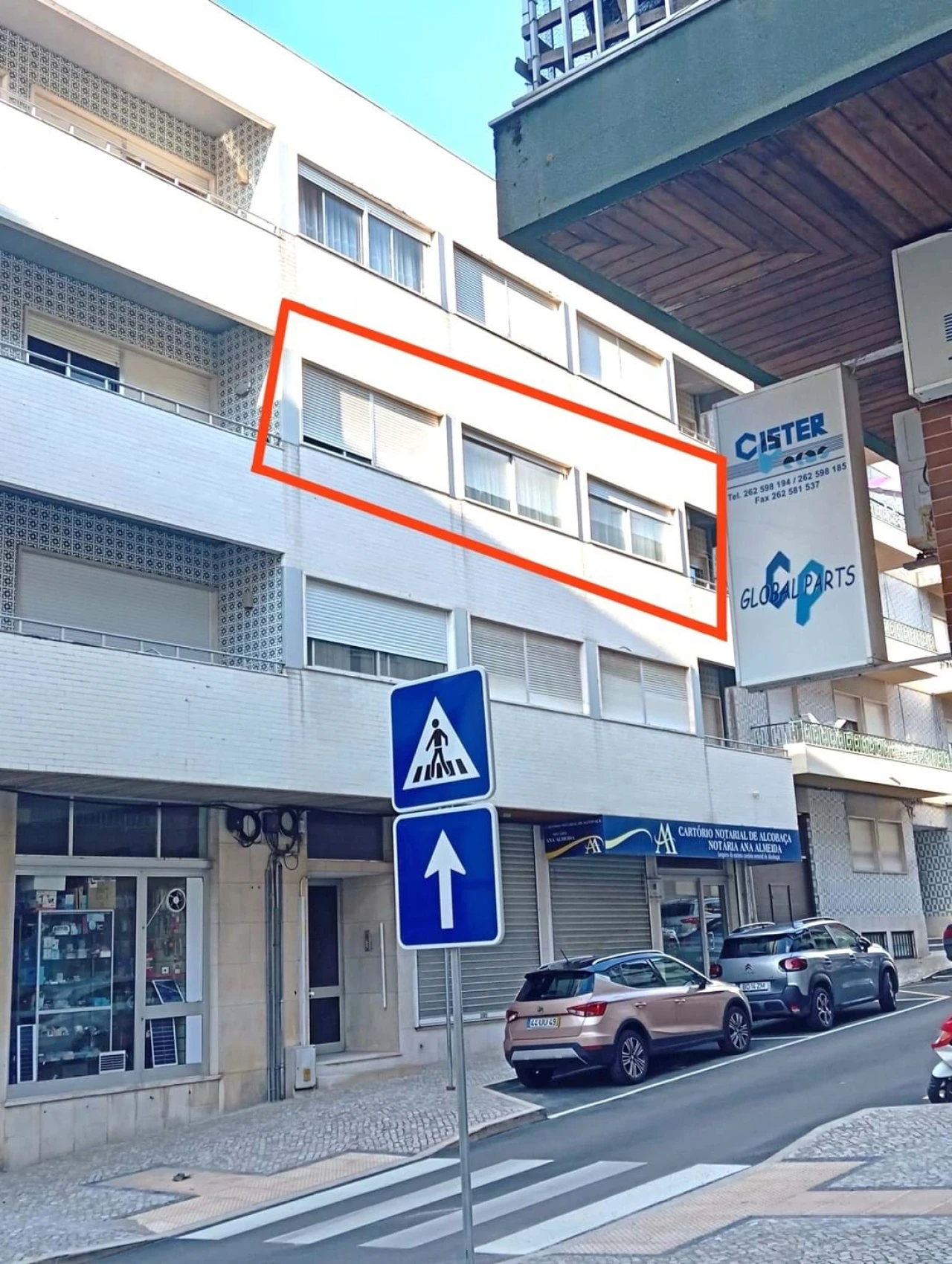 Apartamento T4 para Venda em Alcobaça e Vestiaria Foto 1