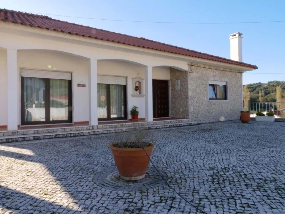 Moradia T4 para Venda em Evora de Alcobaça Foto 15