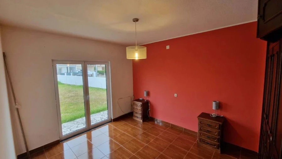 Moradia T2 para Venda em Vieira de Leiria Foto 39