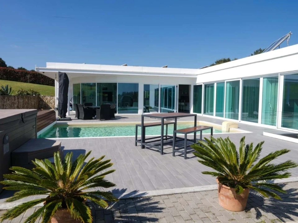 Moradia T5 para Venda em Barrio Foto 1