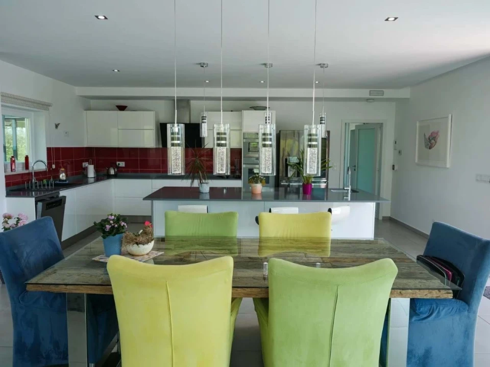 Moradia T5 para Venda em Barrio Foto 9