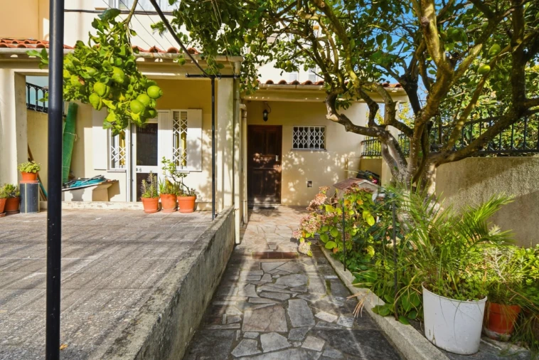 Moradia T3 para Venda em Oeiras e São Julião da Barra, Paço de Arcos e Caxias Foto 2