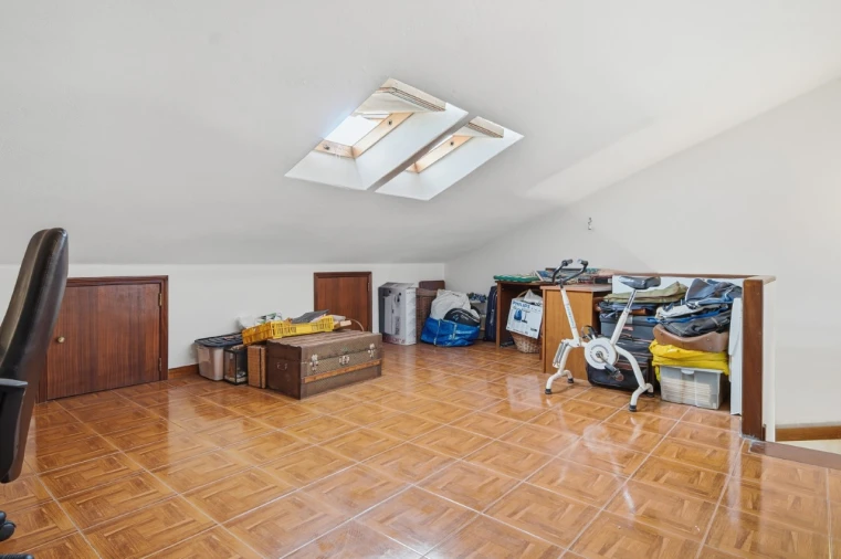 Moradia T3 para Venda em Oeiras e São Julião da Barra, Paço de Arcos e Caxias Foto 8