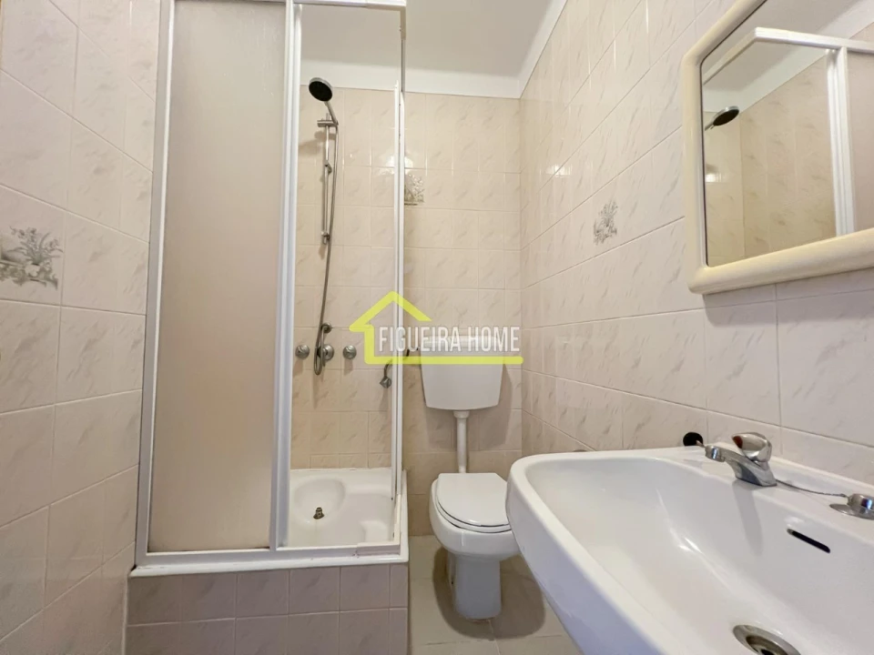 Apartamento T3 para Venda em Tavarede Foto 8
