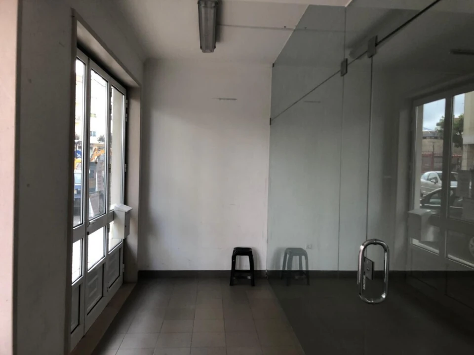 Loja para Arrendamento em Ferreira do Zezere Foto 5