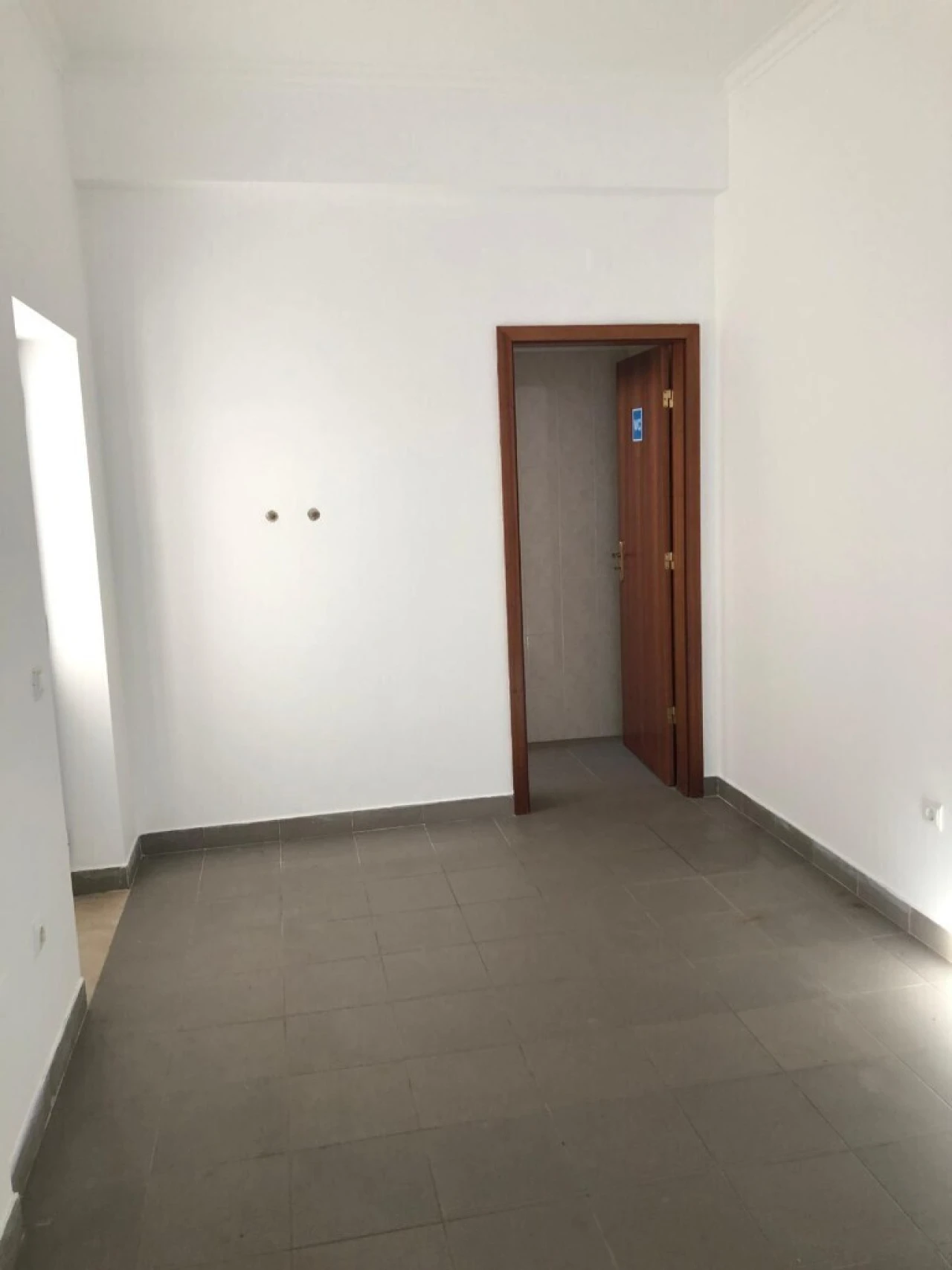 Loja para Arrendamento em Ferreira do Zezere Foto 3