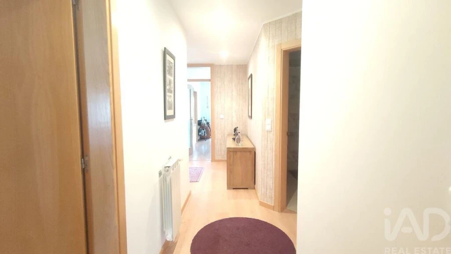 Apartamento T2 para Venda em Loivo Foto 6