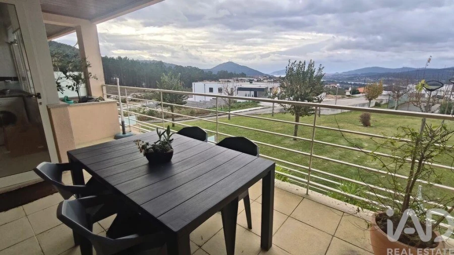 Apartamento T2 para Venda em Loivo Foto 13