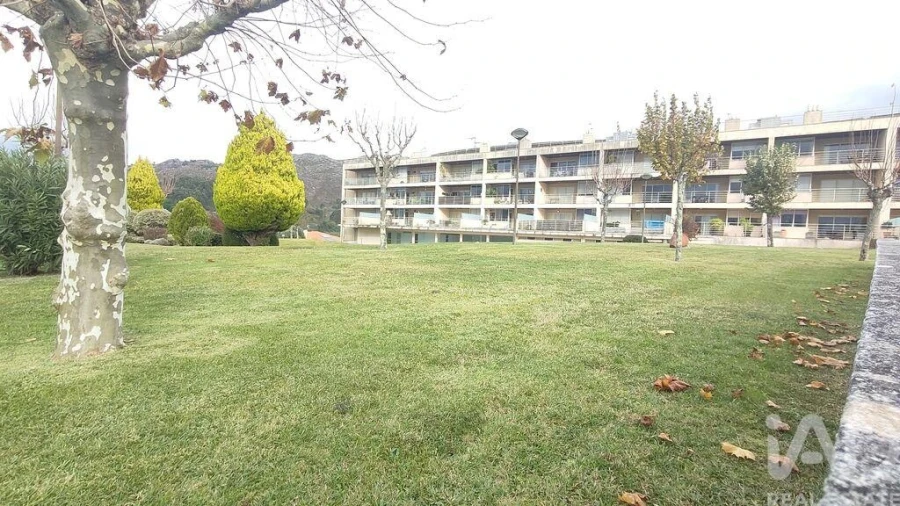 Apartamento T2 para Venda em Loivo Foto 22