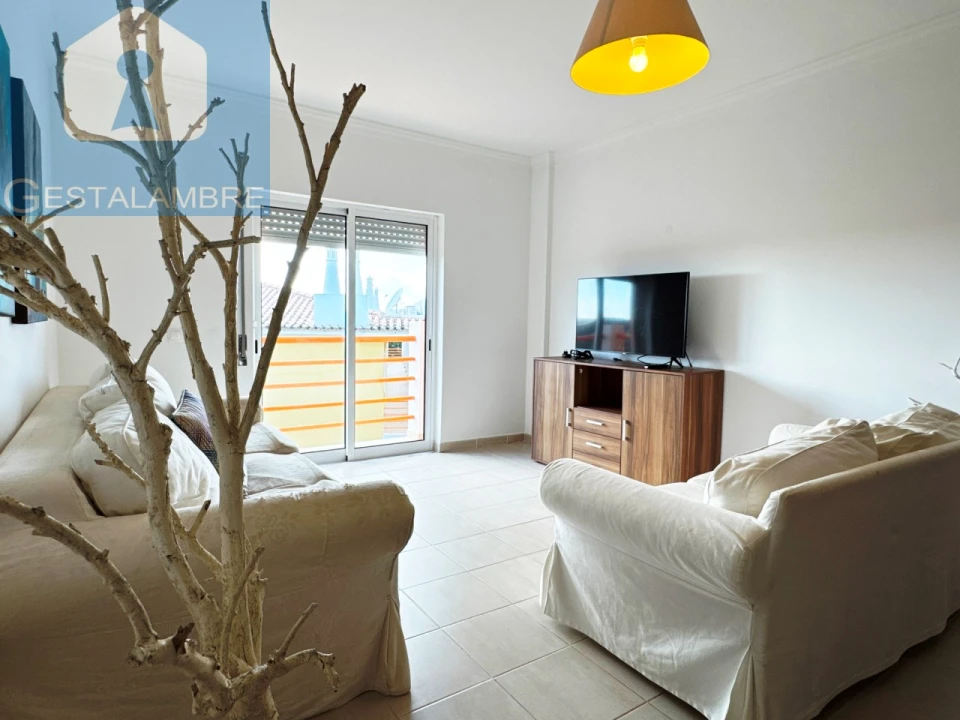 Apartamento T2 para Venda em Guia Foto 3