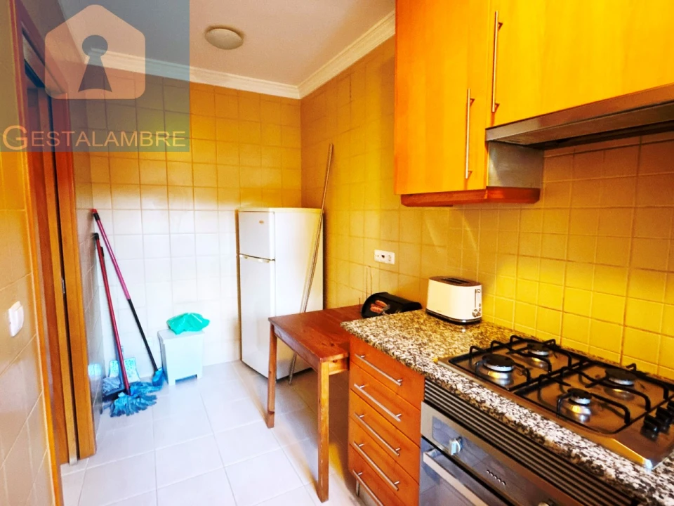 Apartamento T2 para Venda em Guia Foto 7