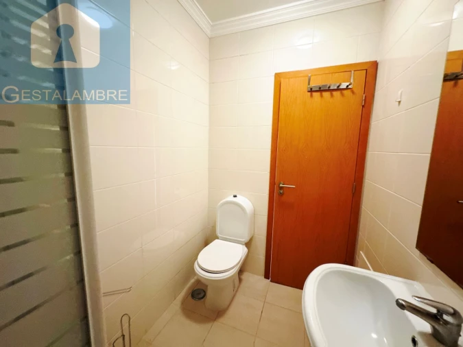 Apartamento T2 para Venda em Guia Foto 21