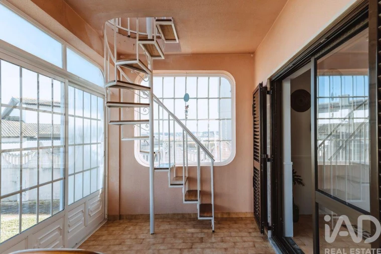 Moradia T5 para Venda em Silveira Foto 40