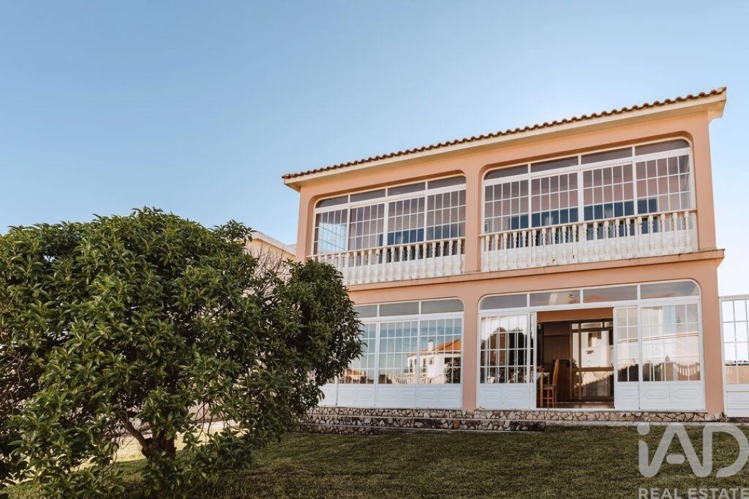 Moradia T5 para Venda em Silveira Foto 3