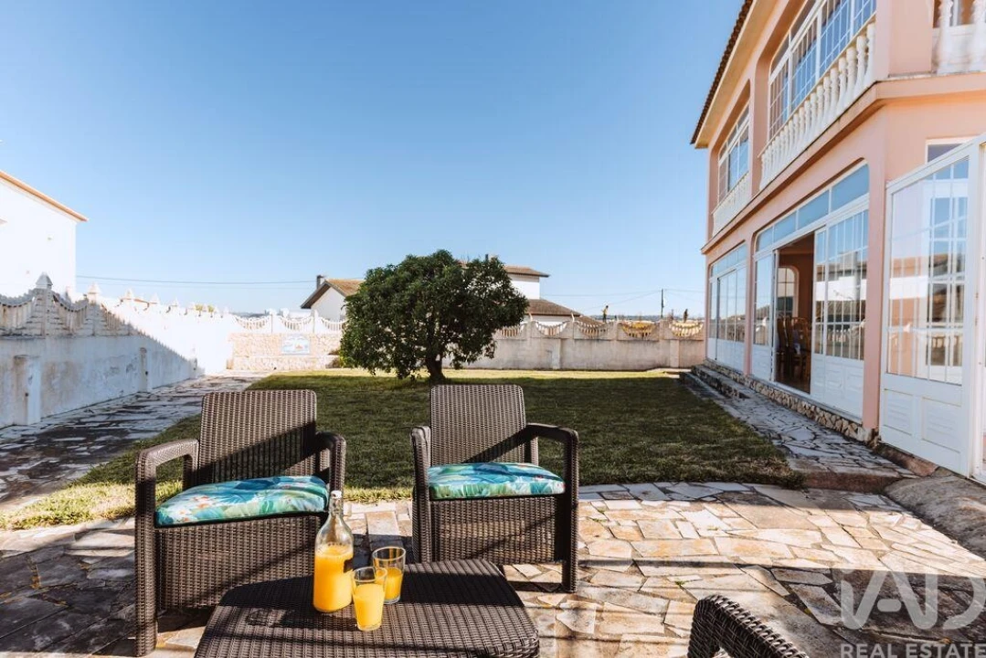 Moradia T5 para Venda em Silveira Foto 38