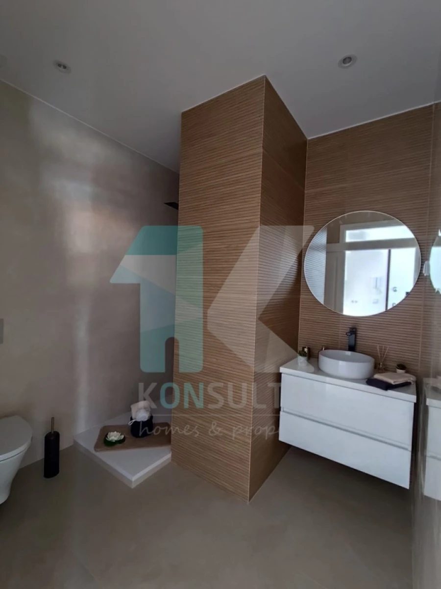 Apartamento T2 para Venda em São Vicente Foto 12