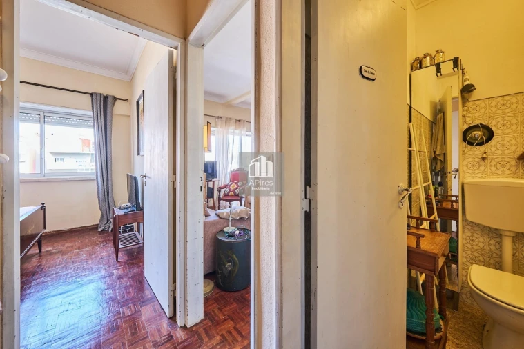 Apartamento T1 para Venda em Costa da Caparica Foto 7