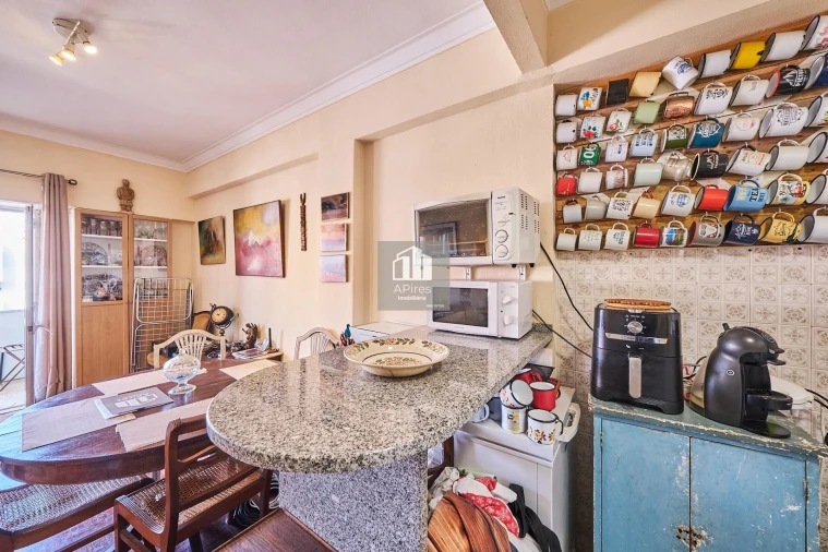 Apartamento T1 para Venda em Costa da Caparica Foto 11