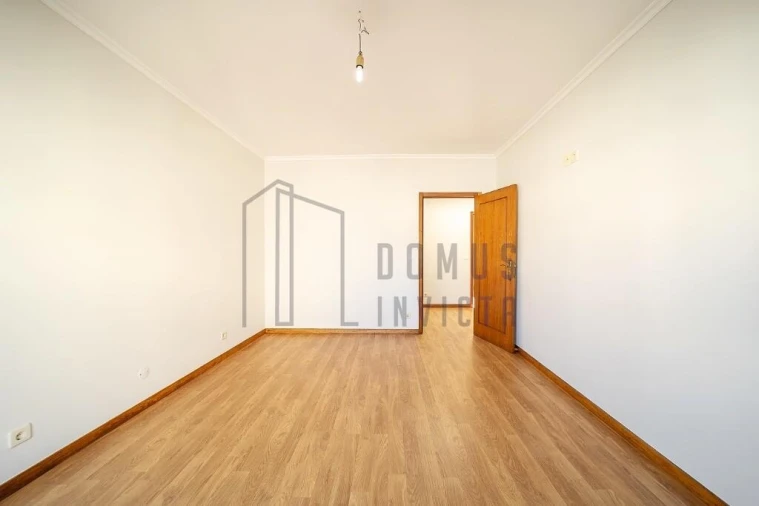 Moradia T3 para Venda em Ramalde Foto 8