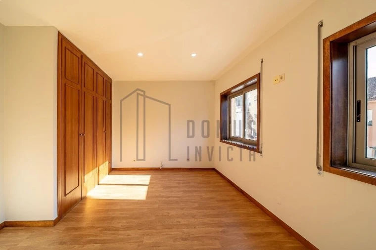 Moradia T3 para Venda em Ramalde Foto 10