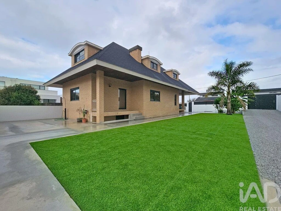 Moradia T3 para Venda em Canidelo Foto 1