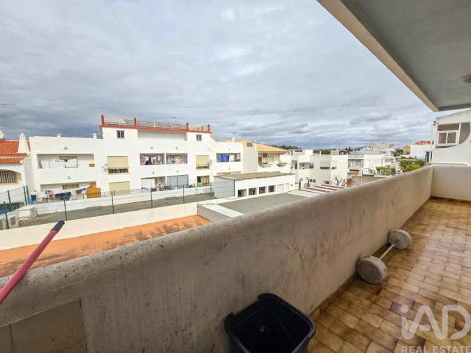 Apartamento T3 para Venda em Quarteira Foto 13