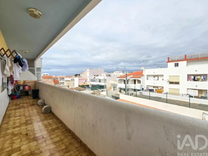 Apartamento T3 para Venda em Quarteira Foto 12