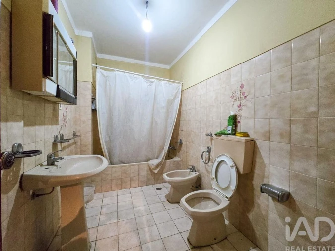 Apartamento T3 para Venda em Quarteira Foto 5