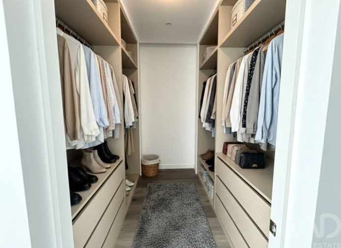 Moradia T4 para Venda em Corroios Foto 21